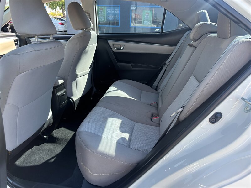 Used 2016 Toyota Corolla LE FWD image 11