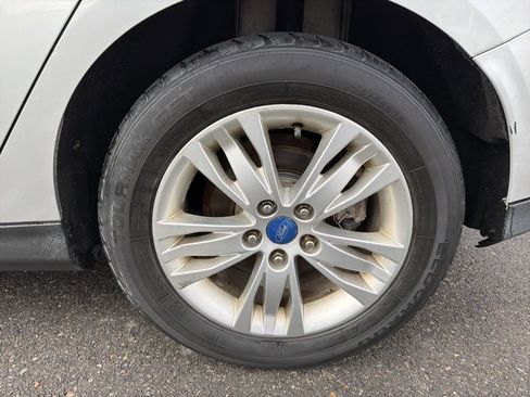 Used 2012 Ford Focus SEL image 36