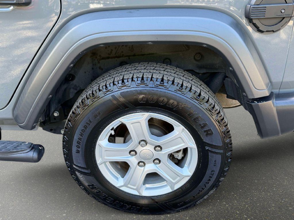 Used 2021 Jeep Wrangler Unlimited Sport AWD/4WD image 7