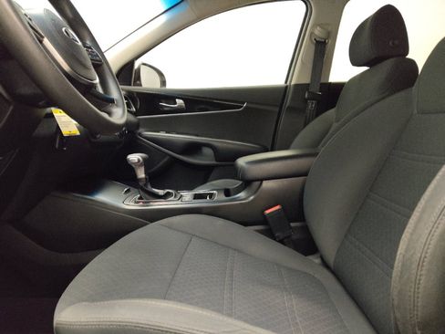 Used 2020 Kia Sorento AWD V6 image 17