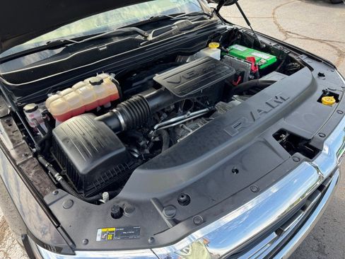 Used 2019 RAM 1500 Big Horn AWD/4WD image 24