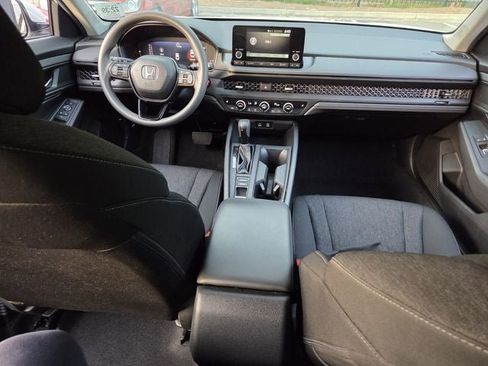 Used 2024 Honda Accord EX image 11
