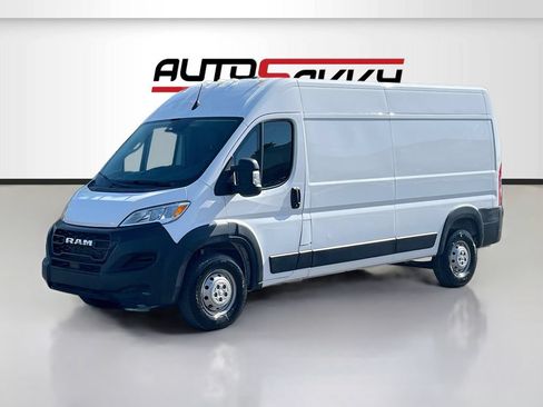 Used 2023 RAM ProMaster 2500 FWD image 3