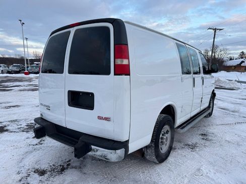 Used 2015 GMC Savana 2500 image 5