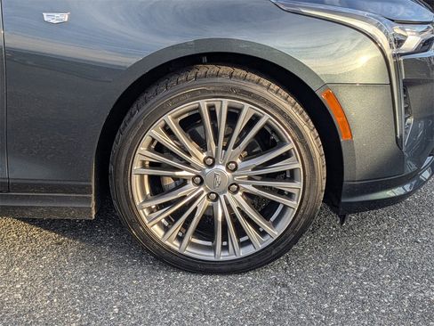 Used 2021 Cadillac CT4 Premium Luxury image 11