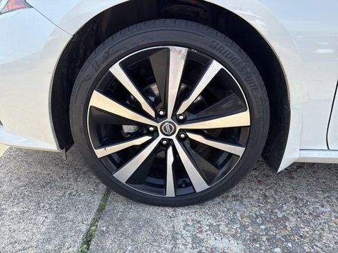 Used 2022 Nissan Altima 2.5 SR FWD image 27