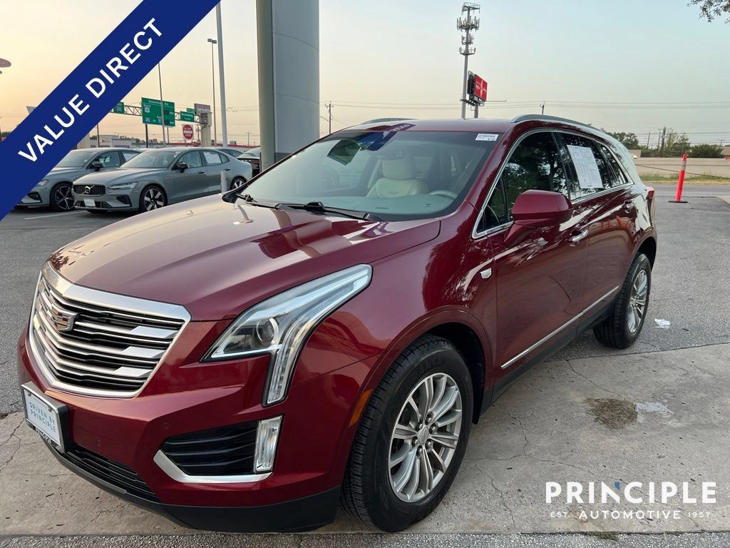Used 2018 Cadillac XT5 Luxury w/ Driver Awareness Package FWD image 4