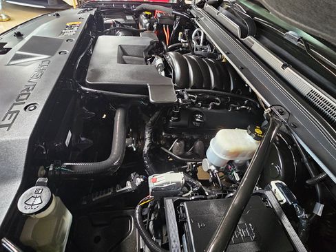 Used 2018 Chevrolet Suburban LT image 55