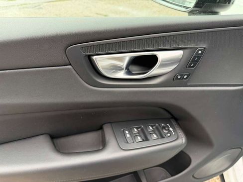 Used 2024 Volvo XC60 B5 Plus w/ Protection Package Premier AWD/4WD image 11