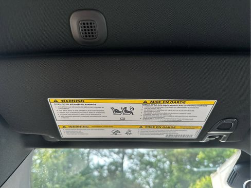 New 2025 Jeep Compass Latitude w/ Convenience Group image 33