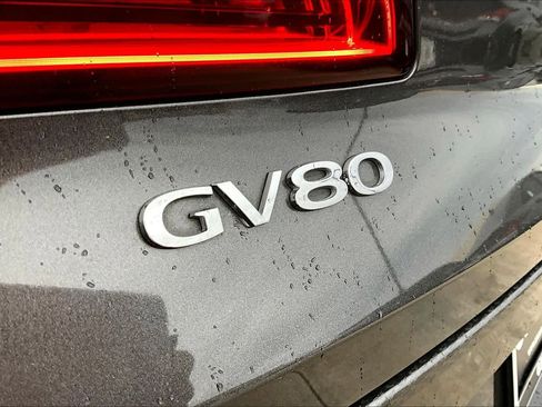 Used 2022 Genesis GV80 2.5T w/ Prestige Package 05 image 28