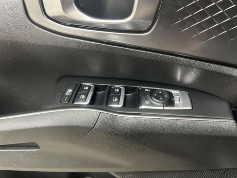 Used 2022 Kia Sorento S image 14