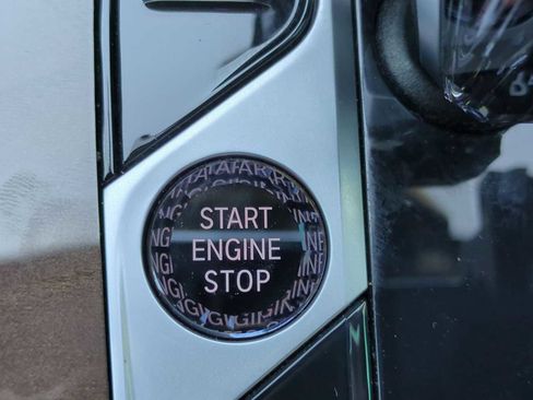 Used 2022 BMW X5 xDrive40i w/ Executive Package image 17