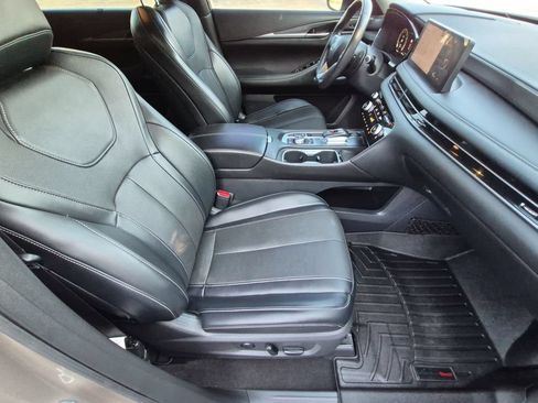 Used 2023 INFINITI QX60 Luxe w/ Cargo Package AWD/4WD image 30