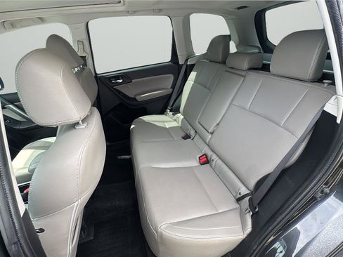 Used 2018 Subaru Forester 2.5i Limited image 11