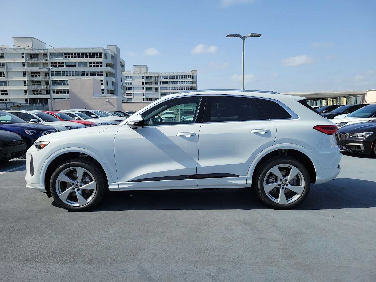 New 2026 Audi Q5 Premium Plus AWD/4WD image 3