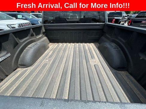 Used 2018 Ford F150 Lariat w/ Equipment Group 502A Luxury AWD/4WD image 16