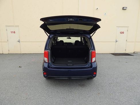 Used 2015 Scion xB image 17