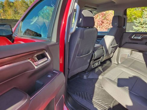 Used 2023 Chevrolet Silverado 1500 RST image 22