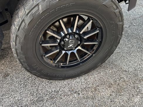 Used 2018 Ford F150 Raptor w/ Equipment Group 802A Luxury AWD/4WD image 36