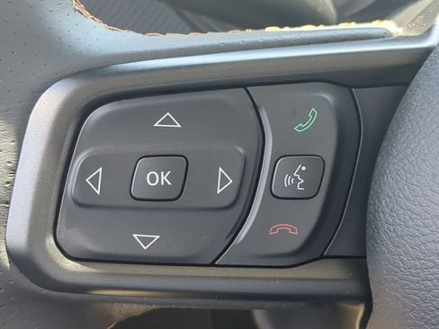 Used 2024 Jeep Gladiator Mojave AWD/4WD image 20
