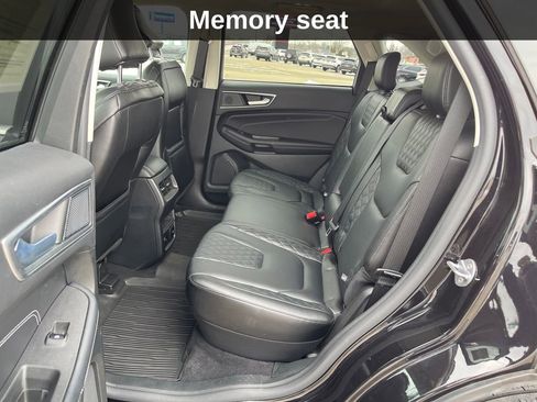 Used 2024 Ford Edge Titanium image 16