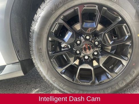 Used 2026 Nissan Armada PRO-4X image 10