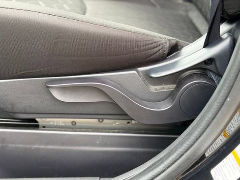 Used 2025 Mitsubishi Outlander Sport AWD image 18