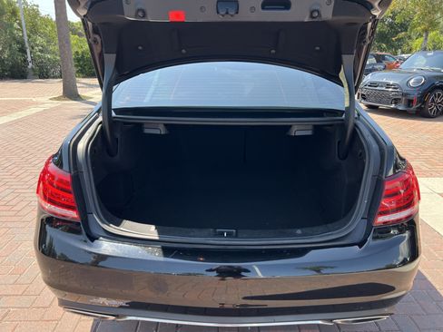 Used 2015 Mercedes-Benz E 400 4MATIC Coupe image 32