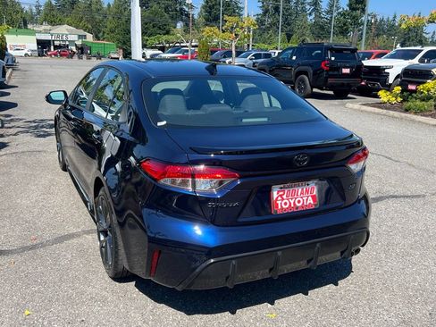 Certified 2023 Toyota Corolla SE FWD image 9