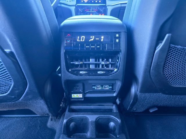 Used 2023 Jeep Grand Cherokee L Laredo AWD/4WD image 14