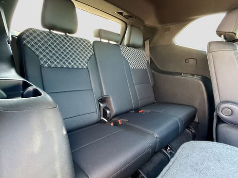 Used 2024 GMC Acadia Denali w/ LPO, Cargo Package image 22