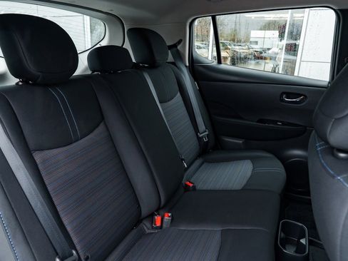 Used 2023 Nissan Leaf SV Plus image 23