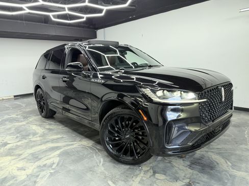 Used 2025 Lincoln Aviator Reserve w/ Jet Appearance Package AWD/4WD image 6
