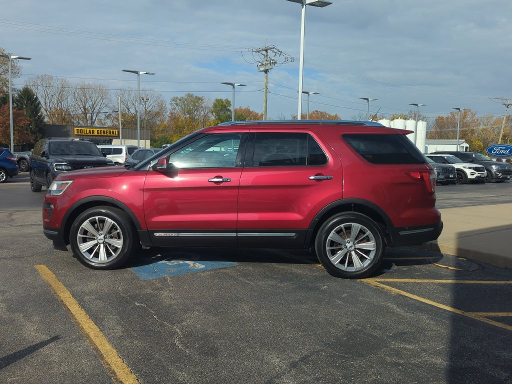 Used 2019 Ford Explorer Limited w/ Ford Safe & Smart Package AWD/4WD image 6
