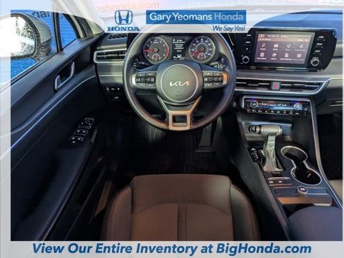 Used 2024 Kia K5 LXS image 16