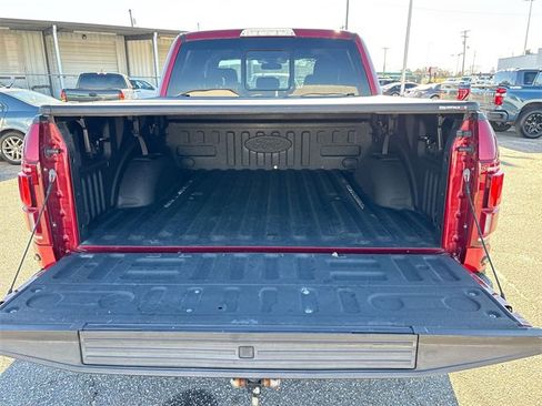 Used 2018 Ford F150 Raptor w/ Equipment Group 802A Luxury image 16