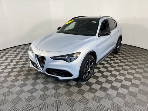 Used 2024 Alfa Romeo Stelvio Ti AWD/4WD image 3