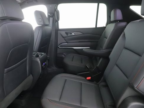 Used 2025 Chevrolet Traverse Z71 w/ LPO, Floor Liner Package image 27