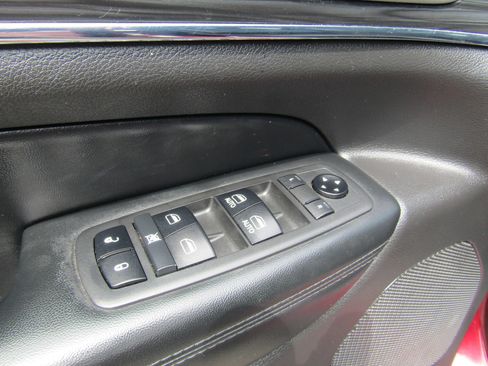 Used 2019 Jeep Grand Cherokee Limited AWD/4WD image 19