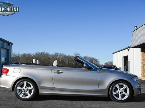 Used 2013 BMW 128i Convertible image 2