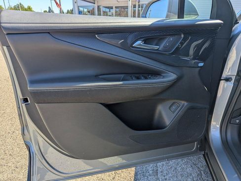 Used 2024 Chevrolet Blazer EV LT AWD/4WD image 10