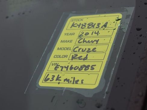 Used 2014 Chevrolet Cruze LS image 13
