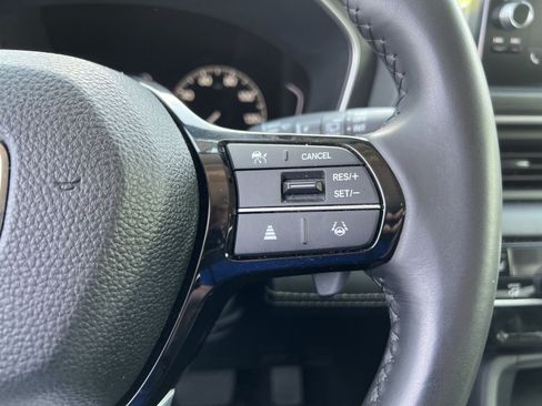 Used 2025 Honda Pilot EX-L image 20