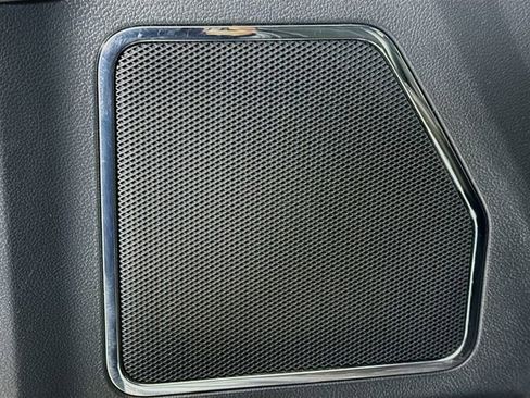 Used 2022 Ford F250 Lariat w/ Chrome Package image 23