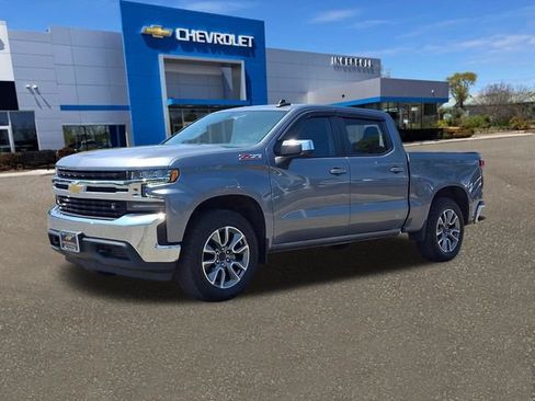Used 2022 Chevrolet Silverado 1500 LT AWD/4WD image 34