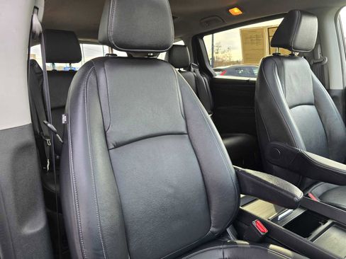 Used 2024 Honda Odyssey EX-L image 11