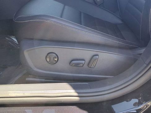 Used 2024 Volkswagen Jetta SE FWD image 22