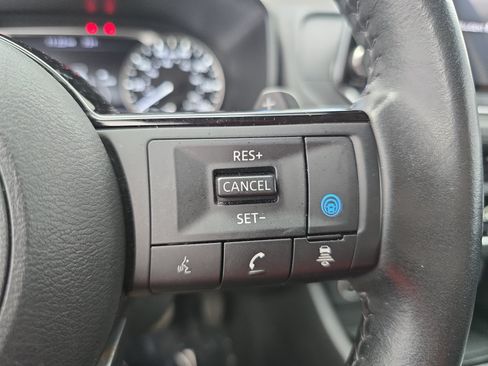 Certified 2023 Nissan Rogue SV w/ SV Premium B Package AWD/4WD image 18