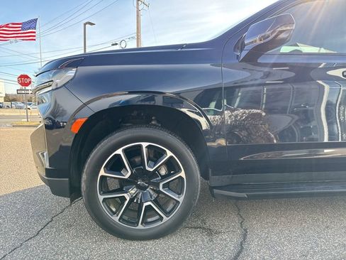 Used 2022 Chevrolet Tahoe RST w/ Luxury Package image 6